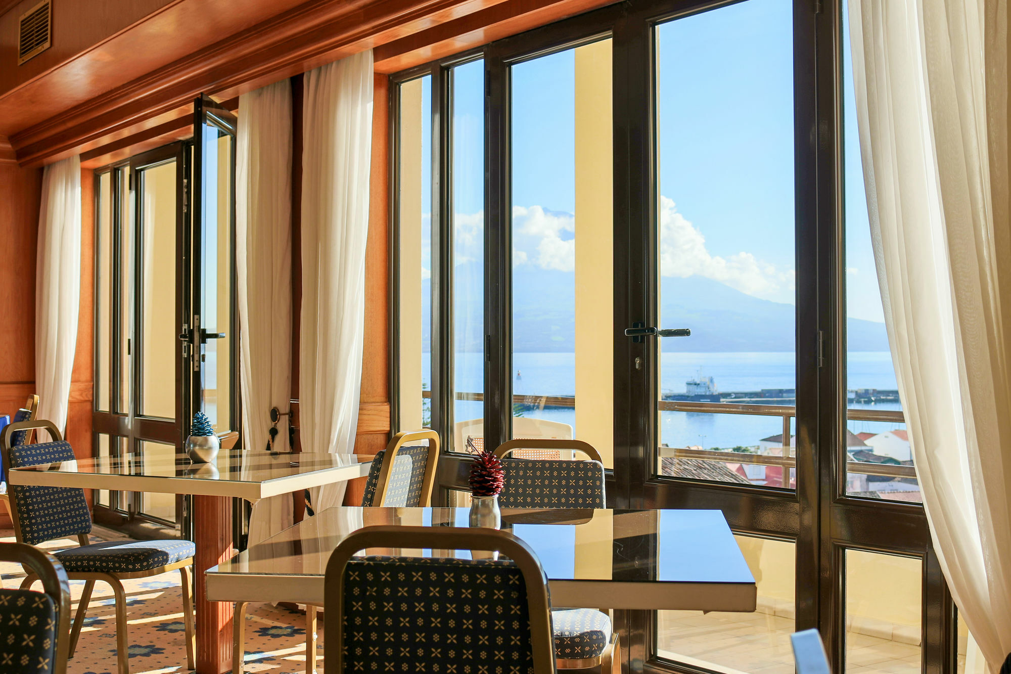 Hotel Horta Орта Экстерьер фото